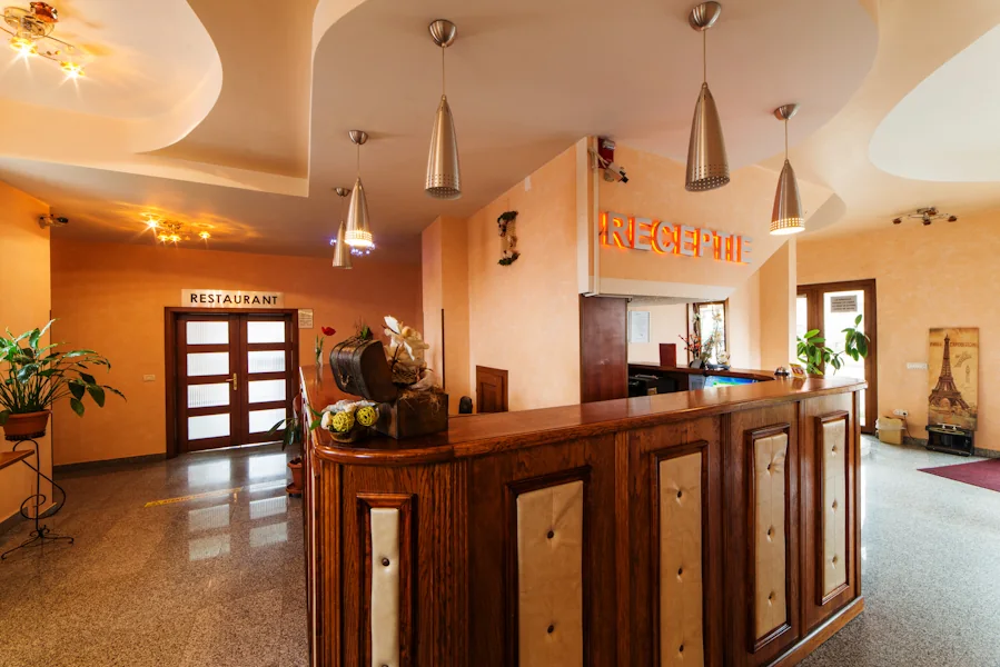 Recepția Hotel Lucy Star